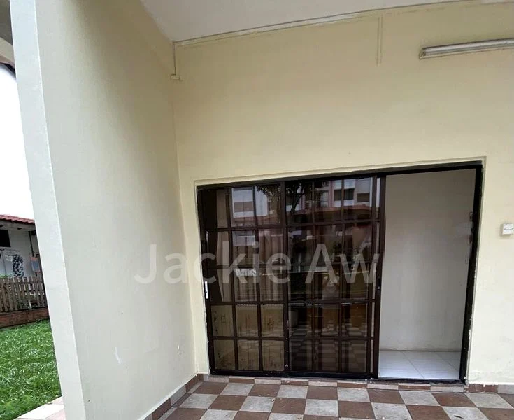Master Room (Landed) for Rent in Lutheran Road - Image 3