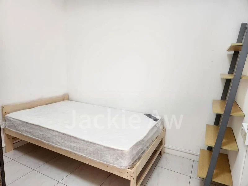 Master Room (Landed) for Rent in Lutheran Road - Image 7