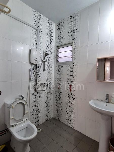 Common Room (HDB) for Rent in  327C Sumang Walk - Image 2