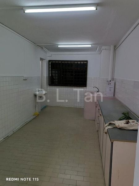 3 Room (3NG) HDB for Rent in  145 Woodlands Street 13 - Image 4