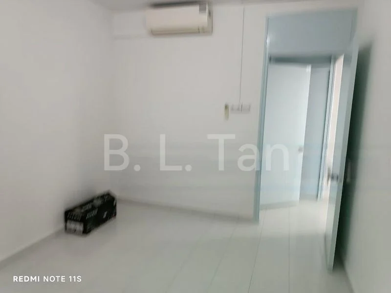 3 Room (3NG) HDB for Rent in  145 Woodlands Street 13 - Image 12