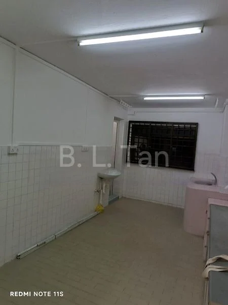 3 Room (3NG) HDB for Rent in  145 Woodlands Street 13 - Image 6