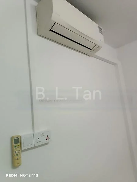 3 Room (3NG) HDB for Rent in  145 Woodlands Street 13 - Image 3