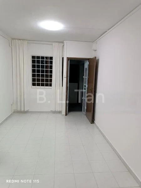 3 Room (3NG) HDB for Rent in  145 Woodlands Street 13 - Image 7