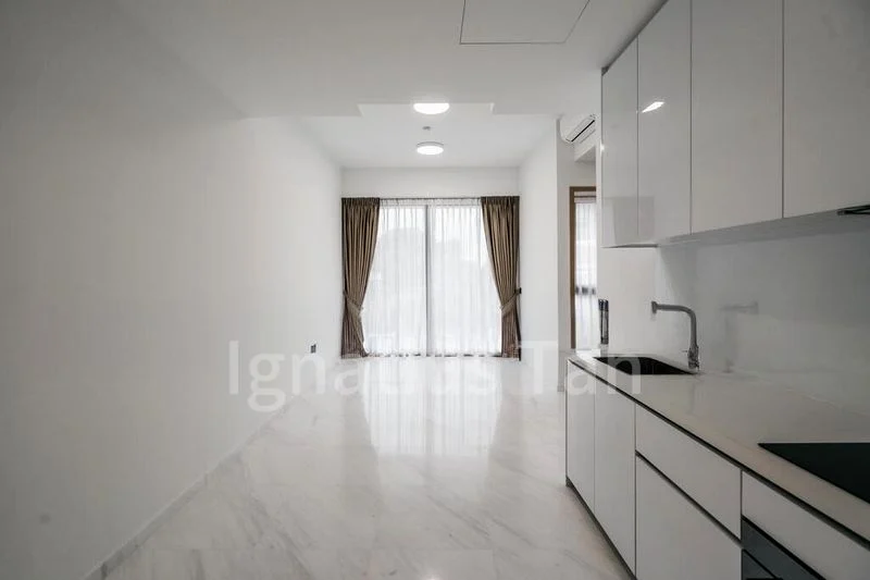 2 Bed Condo for Sale in  Peak Residence - Image 5