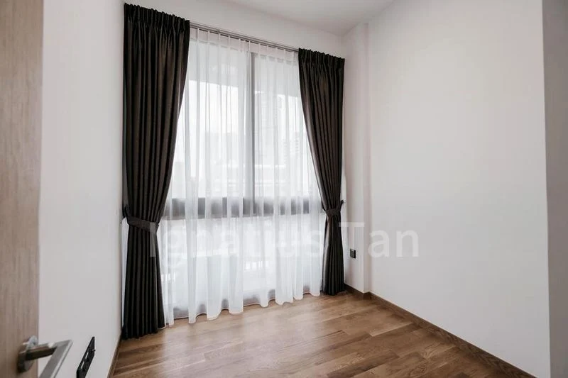 2 Bed Condo for Sale in  Peak Residence - Image 6