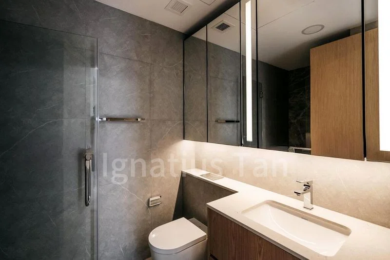 2 Bed Condo for Sale in  Peak Residence - Image 7