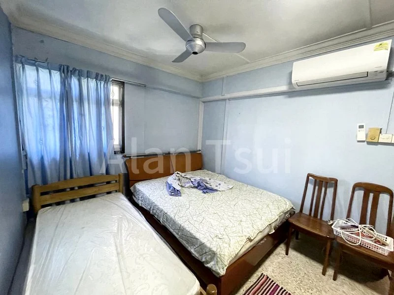 Common Room (HDB) for Rent in  646 Ang Mo Kio Avenue 6 - Image 1
