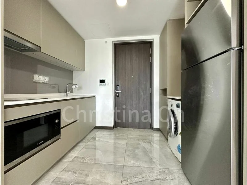 2 Bed Condo for Rent in  Lake Grande - Image 5