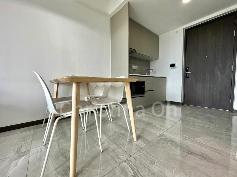 2 Bed Condo for Rent in  Lake Grande - Image 3