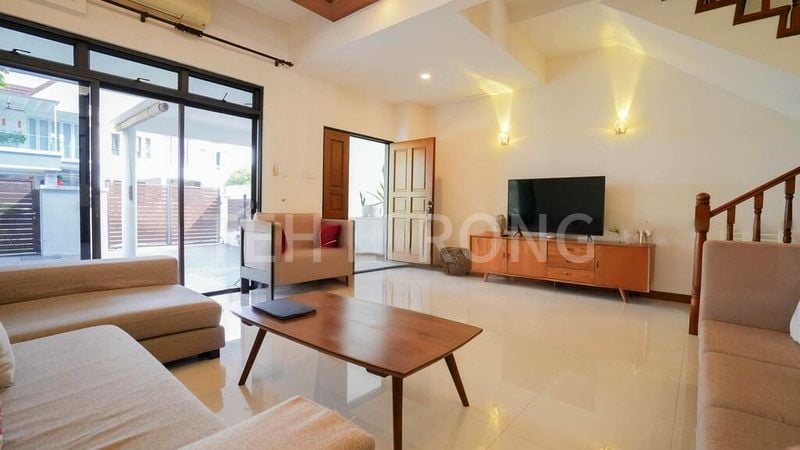 5 Bed Corner Terrace (Landed) for Sale in  Parry Park - Image 7