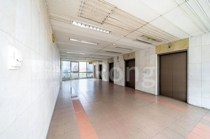 Other Retail for Rent: Golden Mile Tower - Image 2