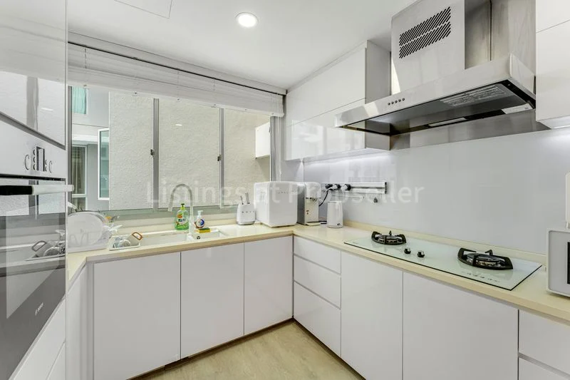 3 Bed Executive Condo for Sale in Whitewater - Image 6