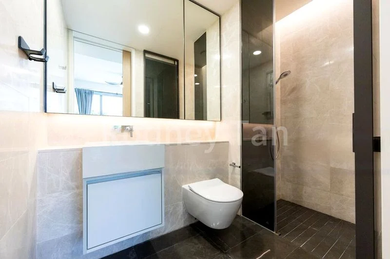 4 Bed Condo for Sale in Amber Park - Image 5