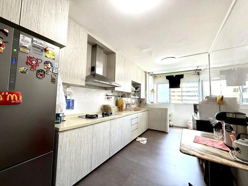 5 Room (5I) HDB for Sale in  142 Bedok Reservoir Road - Image 5