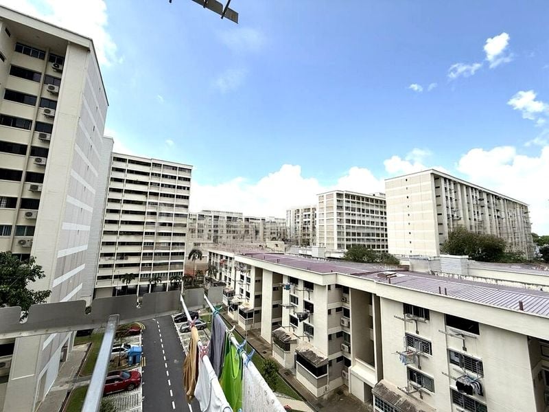 5 Room (5I) HDB for Sale in  142 Bedok Reservoir Road - Image 7