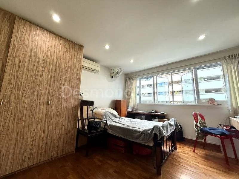5 Room (5I) HDB for Sale in  142 Bedok Reservoir Road - Image 4