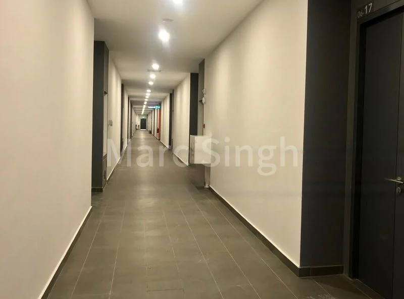 Light Industrial (B1) for Rent: Nordcom II - Image 7