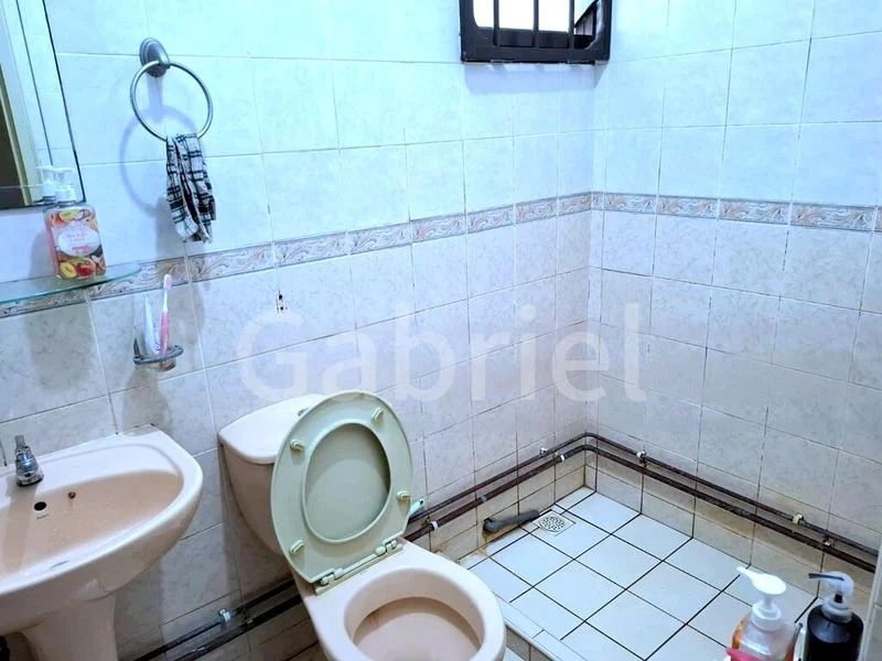 Common Room (HDB) for Rent in  299A Compassvale Street - Image 3