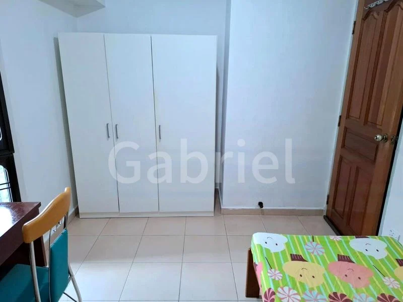 Common Room (HDB) for Rent in  299A Compassvale Street - Image 6