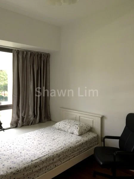3 Bed Condo for Rent in  Iresidences - Image 5
