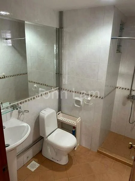 Common Room (Condo) for Rent in  Dunman Place - Image 5