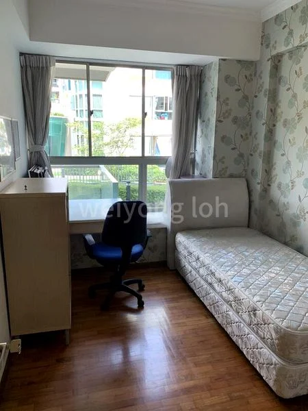 3 Bed Condo for Rent in  The Calrose - Image 9