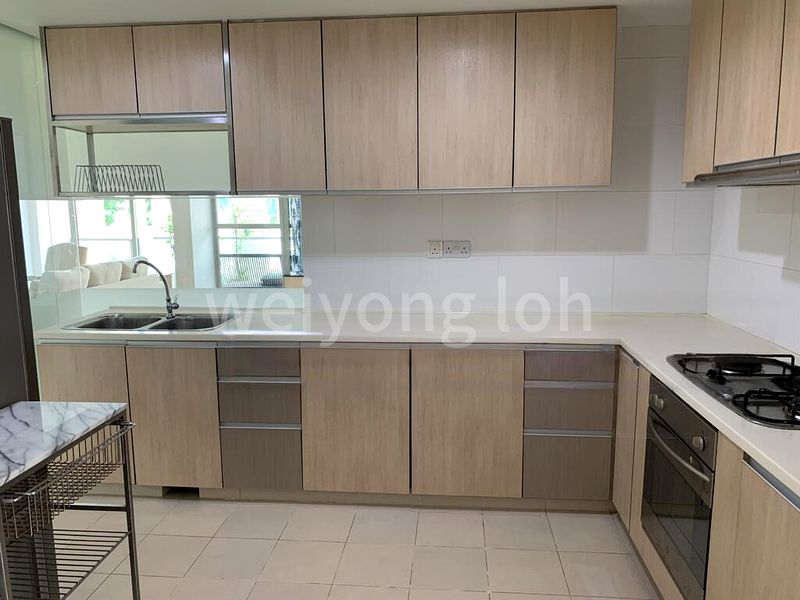 3 Bed Condo for Rent in  The Calrose - Image 10