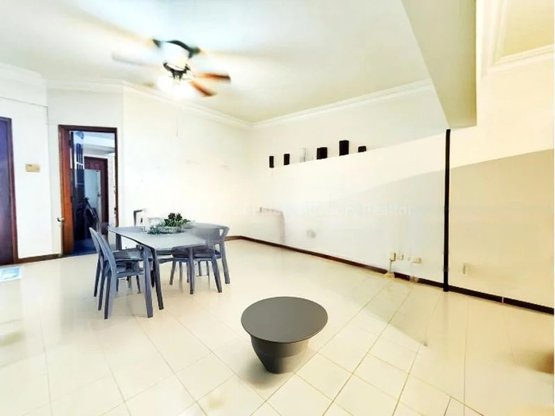 5 Bed Terraced House (Landed) for Sale in  Mandarin Park - Image 9