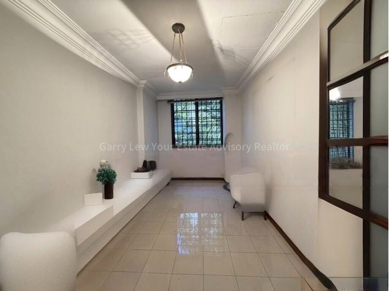 5 Bed Terraced House (Landed) for Sale in  Mandarin Park - Image 6