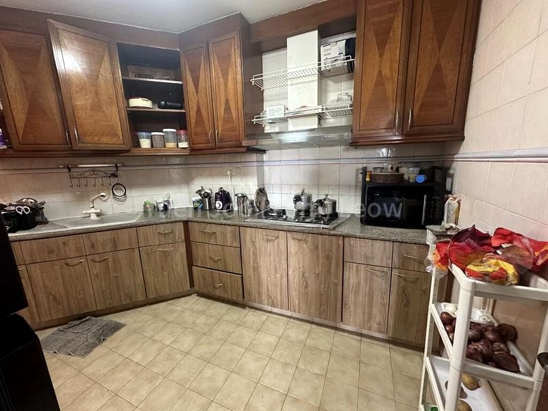 2 Bed Condo for Rent in  Dover Parkview - Image 3