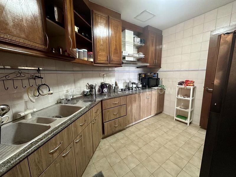 2 Bed Condo for Rent in  Dover Parkview - Image 1