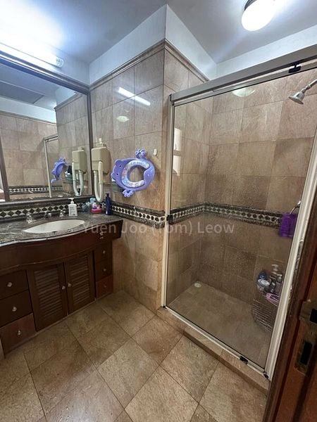 2 Bed Condo for Rent in  Dover Parkview - Image 11