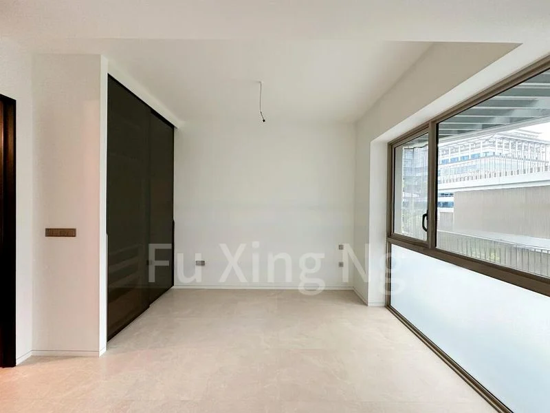 1 Bed Condo for Sale in  The Reef At King's Dock - Image 1