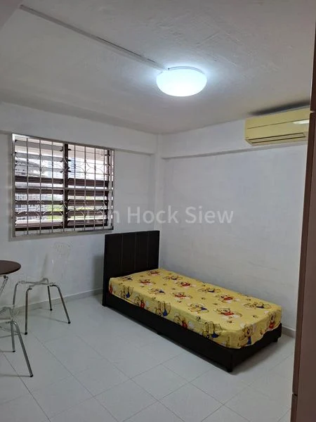 Common Room (HDB) for Rent in  119 Bukit Merah View - Image 2