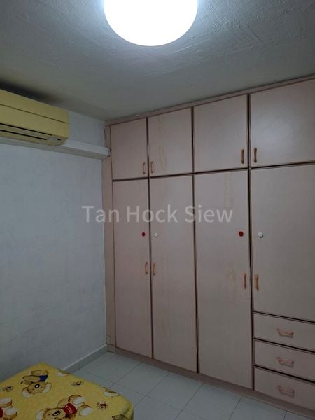Common Room (HDB) for Rent in  119 Bukit Merah View - Image 1