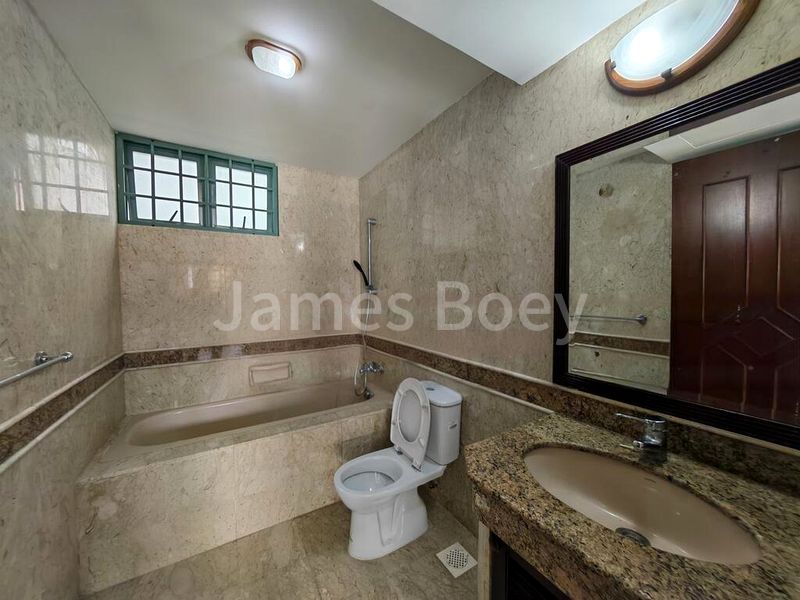 3 Bed Condo for Sale in  Stratford Court - Image 5