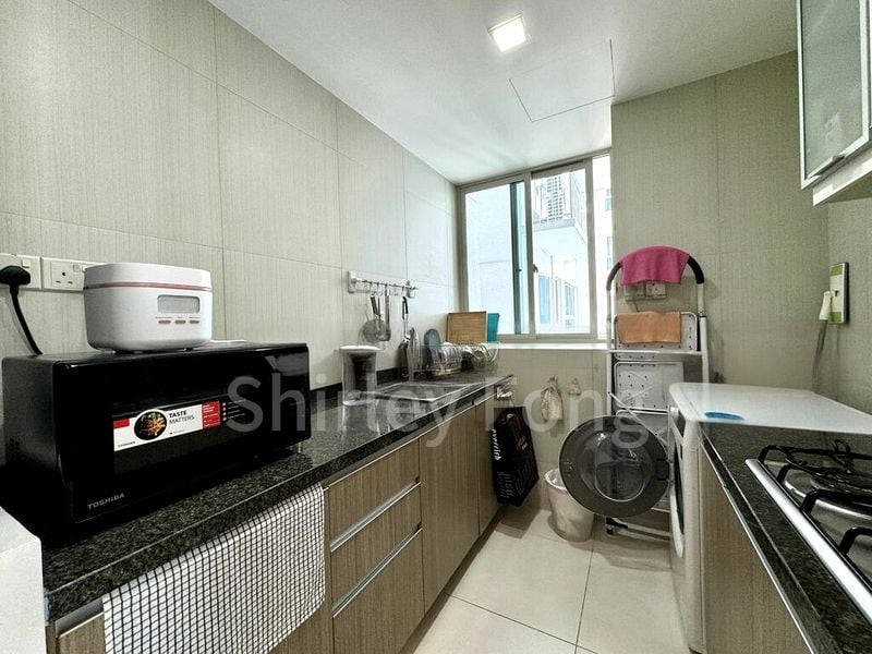 2 Bed Condo for Rent in  The Metropolitan Condominium - Image 6