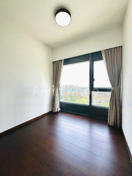 4 Bed Condo for Rent in  Midtown Modern - Image 6