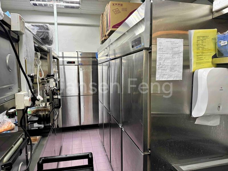 Other Retail for Rent: Concorde Shopping Centre - Image 9