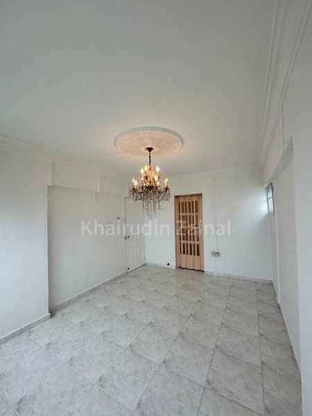 5 Room (5A) HDB for Sale in  36 Marsiling Drive - Image 7