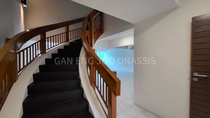 3 Bed Condo for Rent in  Chancery Court - Image 11