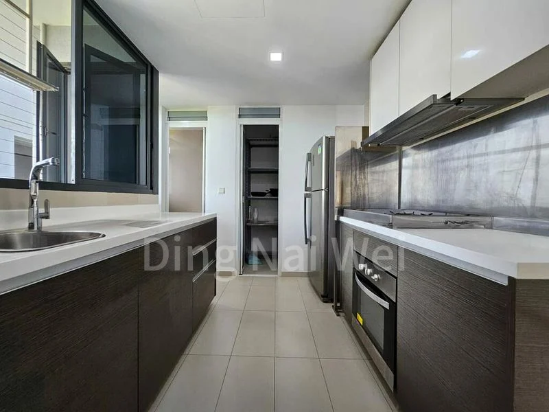 4 Bed Executive Condo for Rent in  Twin Fountains - Image 10