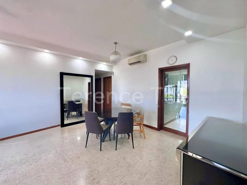 3 Bed Apartment (Condo) for Sale in  Astor - Image 12