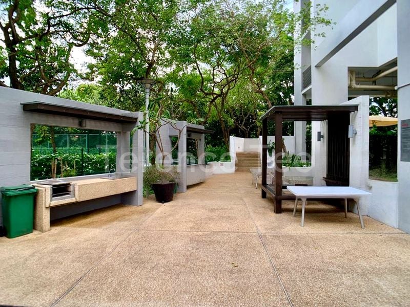 3 Bed Apartment (Condo) for Sale in  Astor - Image 2