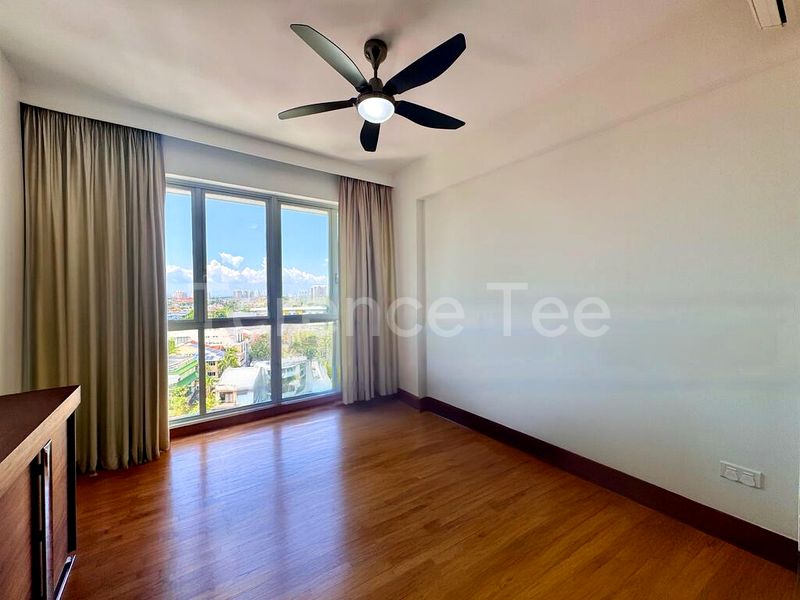 3 Bed Apartment (Condo) for Sale in  Astor - Image 11