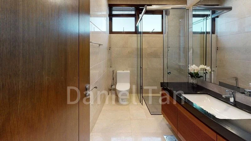 7 Bed Bungalow (Landed) for Rent in  Braddell View - Image 17