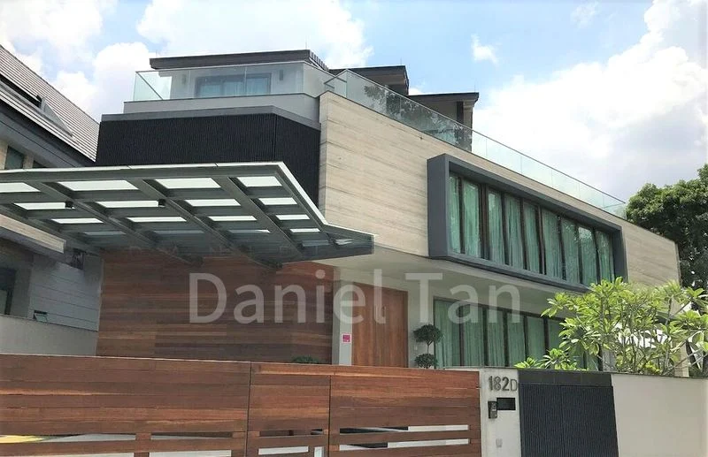 7 Bed Bungalow (Landed) for Rent in  Braddell View - Image 3