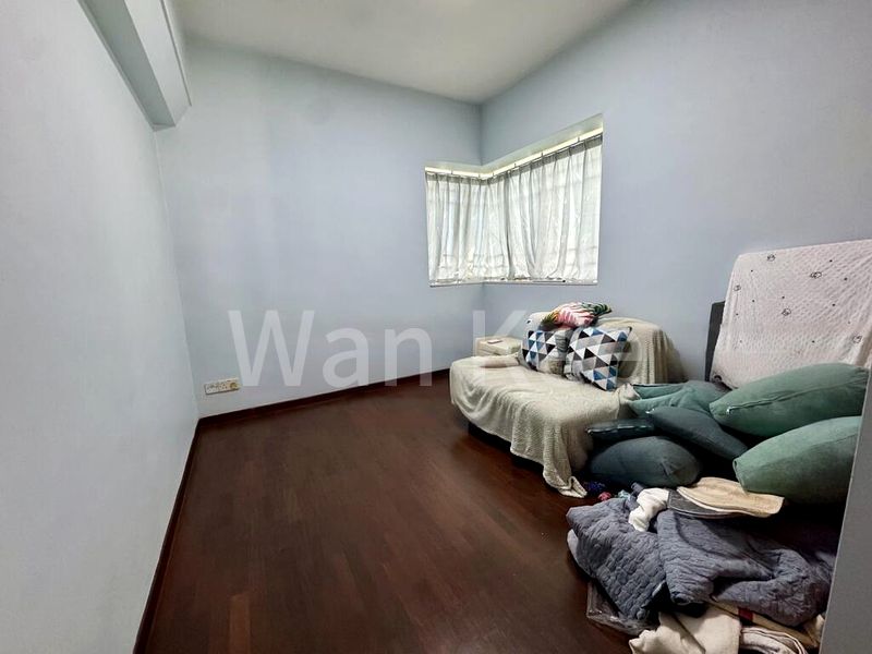 3 Bed Condo for Rent in  The Rivervale - Image 12