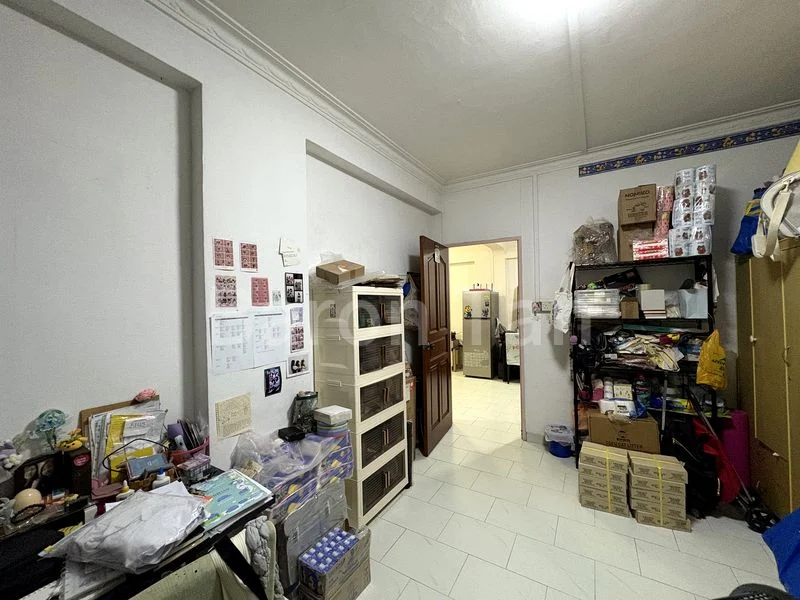 4 Room (4A) HDB for Sale in  832 Yishun Street 81 - Image 2